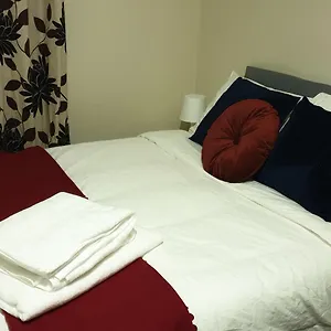 2 Bedroom Lovely In Woolwich Apartment