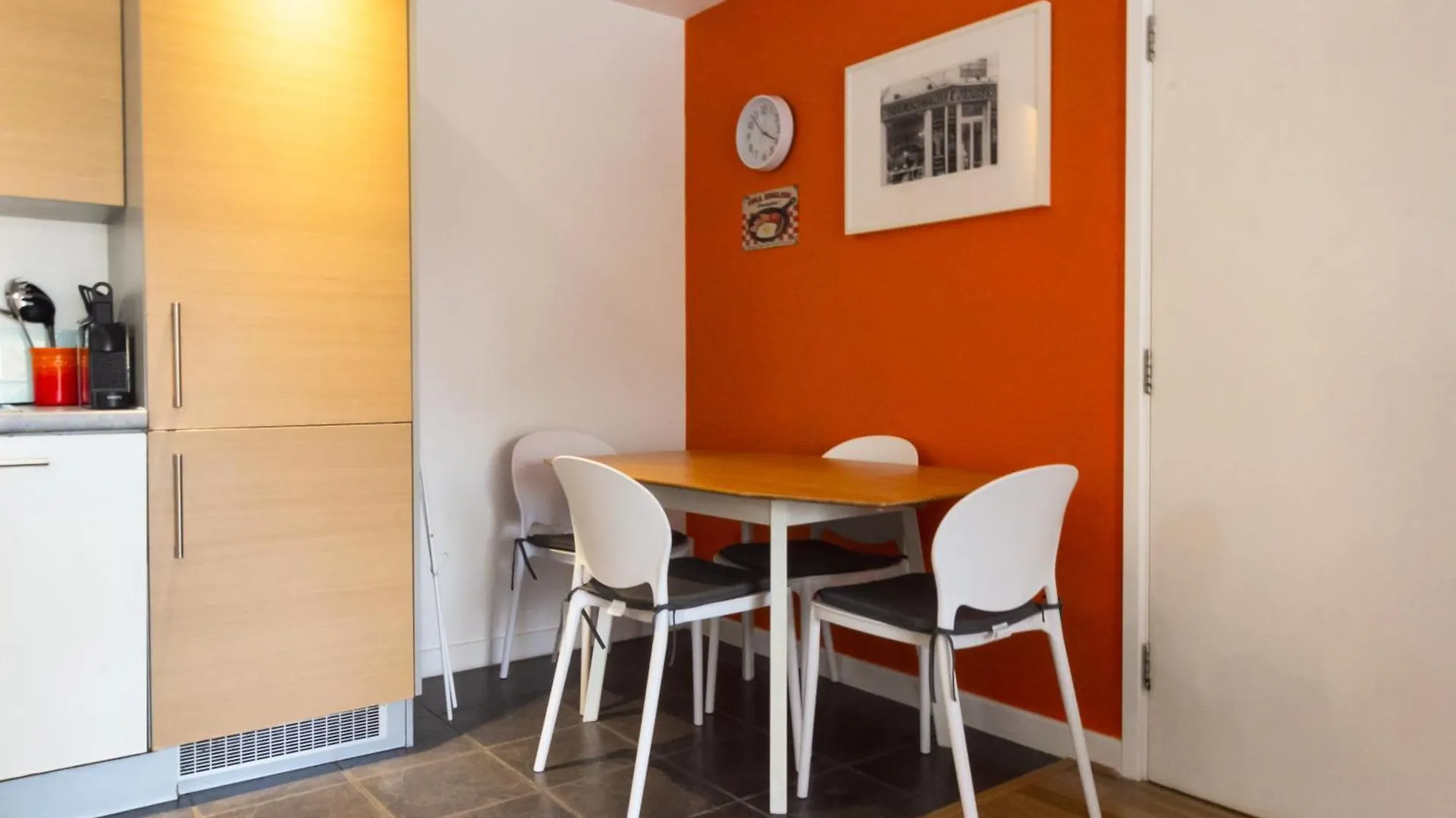 Spacious Central Family Apartment London 0*,